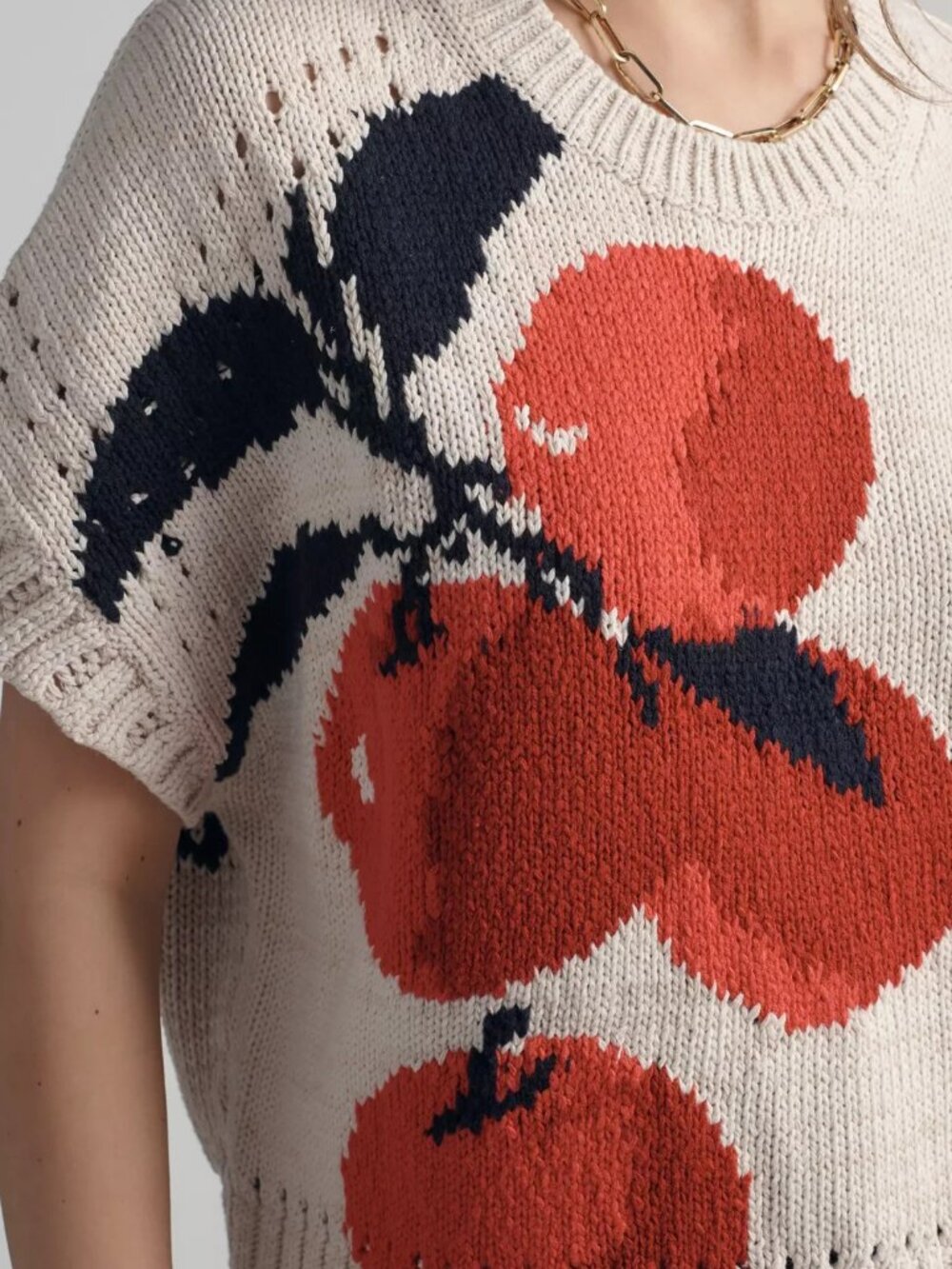 Anthropologie Maeve Short-Sleeve Veggie Motif Graphic Sweater Apples L NWT - Picture 4 of 5